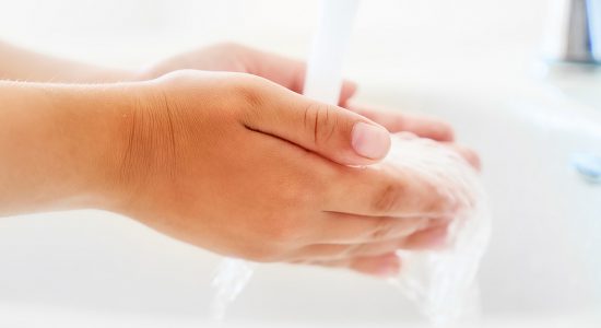 Água com Ozônio desinfeta as mãos tão bem quanto o álcool em gel - myOZONE
